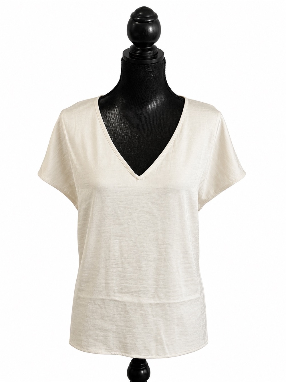 Vero Moda Cream V-Neck Short Sleeve Tee
